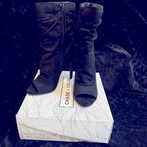 Brand New Chase and Chloe Black Suede peep toe side zip Ankle Booties 6m